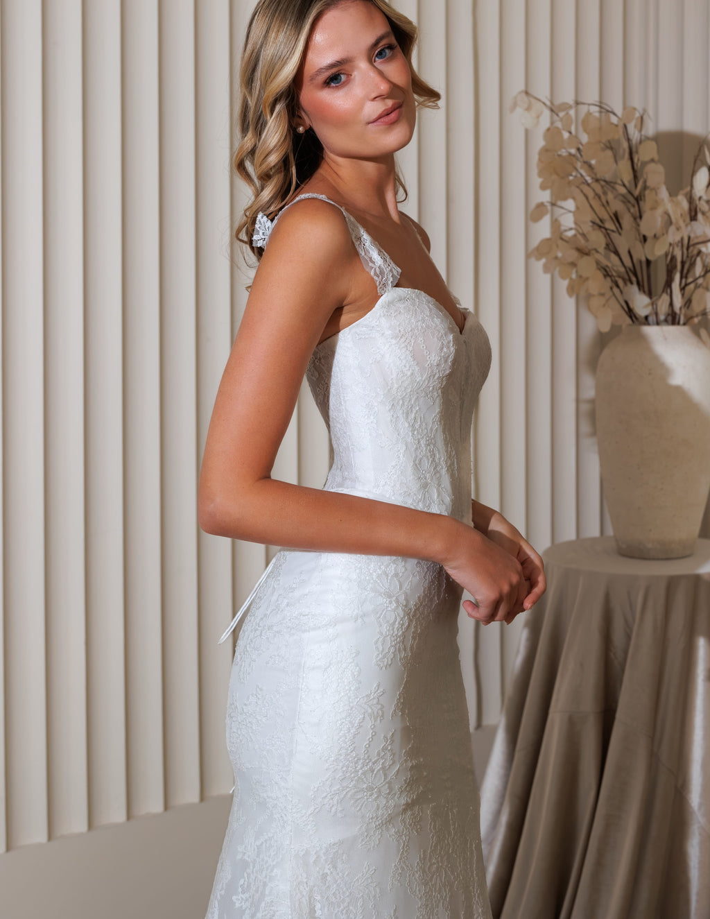 Chic Bridals Wedding Dress Halina Halina La Maison Bridal Boutique Ottawa Ontario