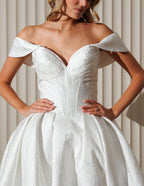Chic Bridals Wedding Dress Hania Hania La Maison Bridal Boutique Ottawa Ontario