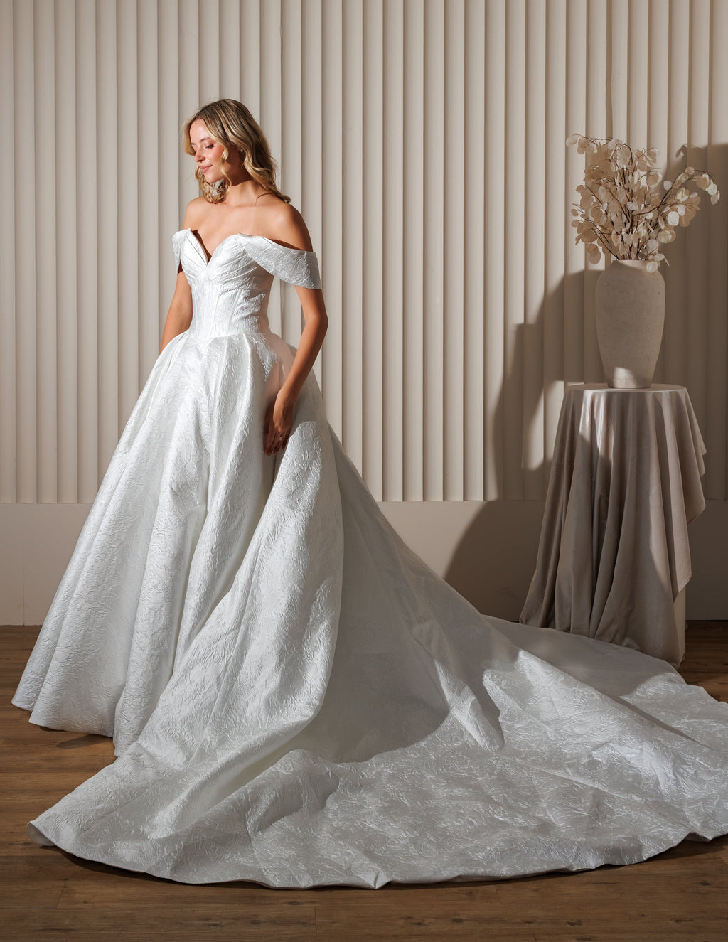 Chic Bridals Wedding Dress Hania Hania La Maison Bridal Boutique Ottawa Ontario