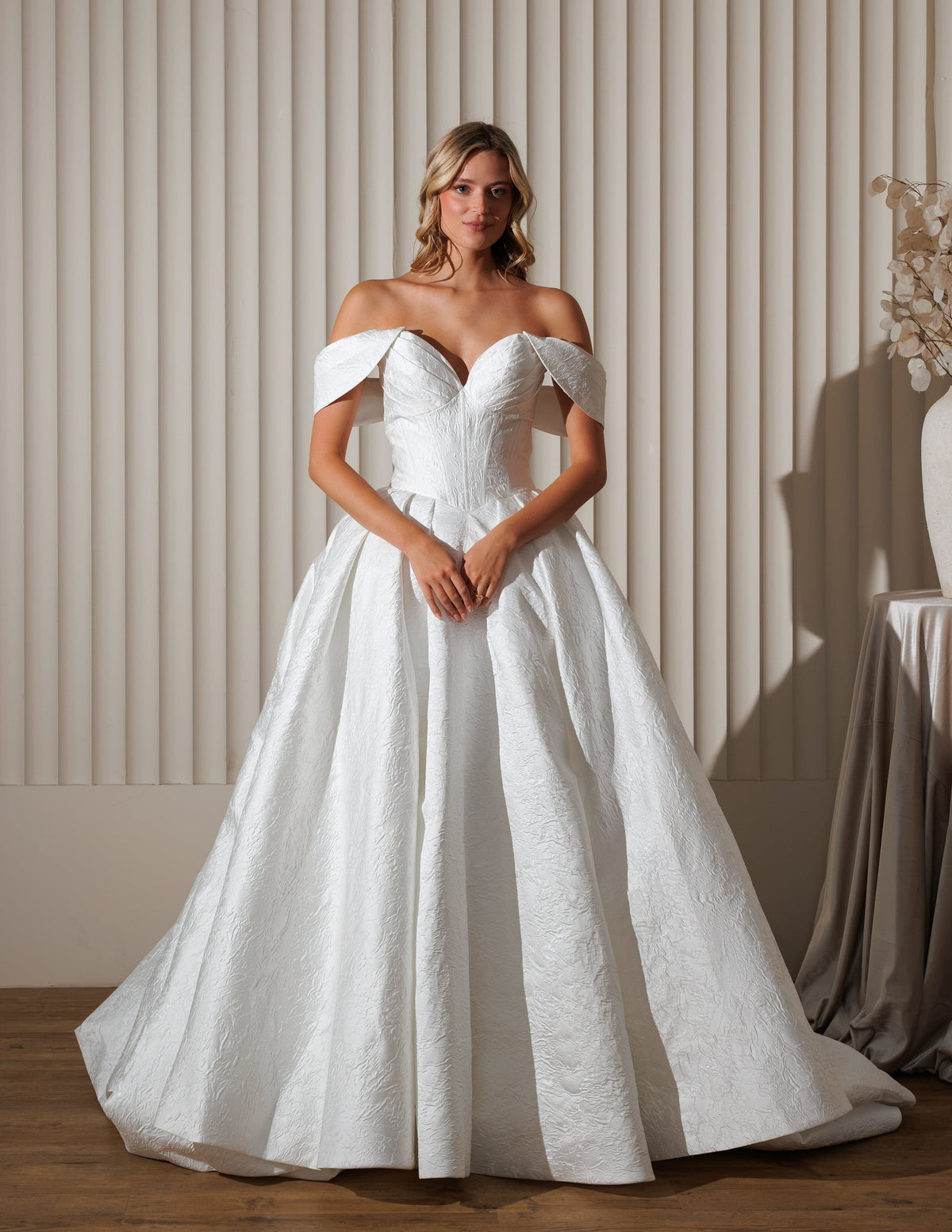 Chic Bridals Wedding Dress Hania Hania La Maison Bridal Boutique Ottawa Ontario