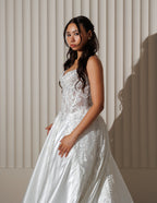 Chic Bridals Wedding Dress Hanna Hanna La Maison Bridal Boutique Ottawa Ontario