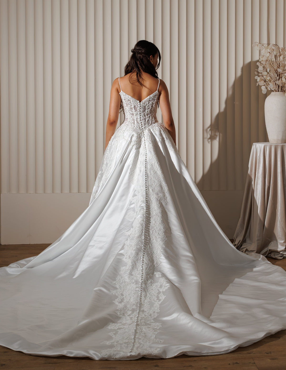 Chic Bridals Wedding Dress Hanna Hanna La Maison Bridal Boutique Ottawa Ontario