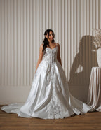 Chic Bridals Wedding Dress Hanna Hanna La Maison Bridal Boutique Ottawa Ontario