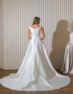 Chic Bridals Wedding Dress Harper Harper La Maison Bridal Boutique Ottawa Ontario