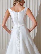 Chic Bridals Wedding Dress Harper Harper La Maison Bridal Boutique Ottawa Ontario