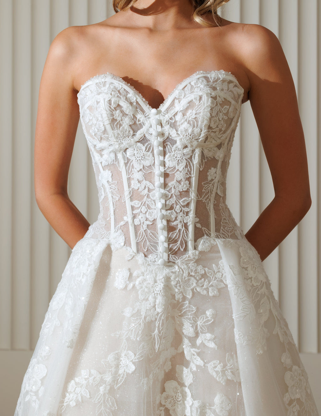 Chic Bridals Wedding Dress Hazelina Hazelina La Maison Bridal Boutique Ottawa Ontario