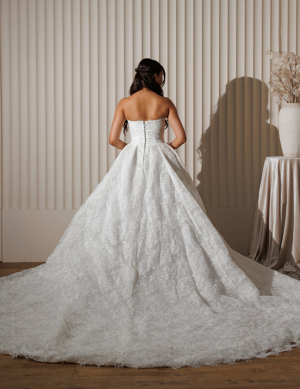 Chic Bridals Wedding Dress Heidana Heidana La Maison Bridal Boutique Ottawa Ontario