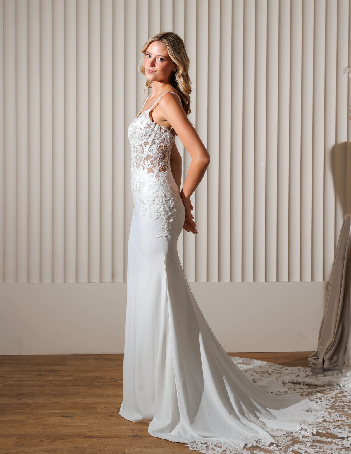 Chic Bridals Wedding Dress Helenda Helenda La Maison Bridal Boutique Ottawa Ontario