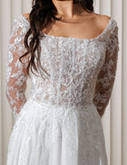Chic Bridals Wedding Dress Helia Helia La Maison Bridal Boutique Ottawa Ontario