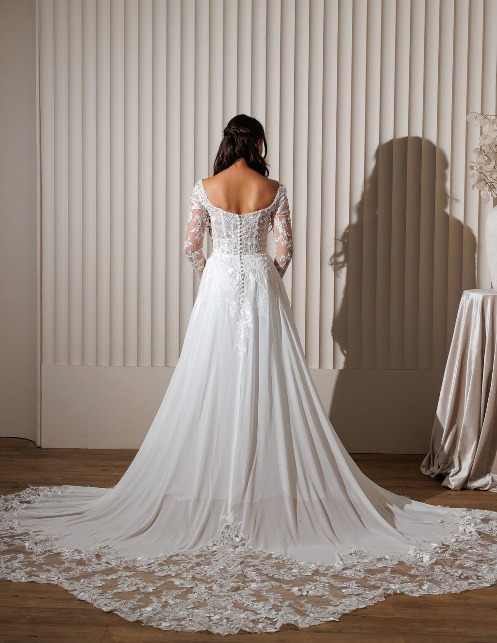 Chic Bridals Wedding Dress Helia Helia La Maison Bridal Boutique Ottawa Ontario