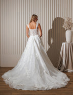 Chic Bridals Wedding Dress Henrietta Henrietta La Maison Bridal Boutique Ottawa Ontario