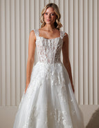 Chic Bridals Wedding Dress Henrietta Henrietta La Maison Bridal Boutique Ottawa Ontario