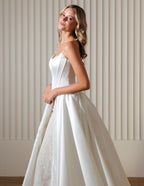 Chic Bridals Wedding Dress Heryn Heryn La Maison Bridal Boutique Ottawa Ontario