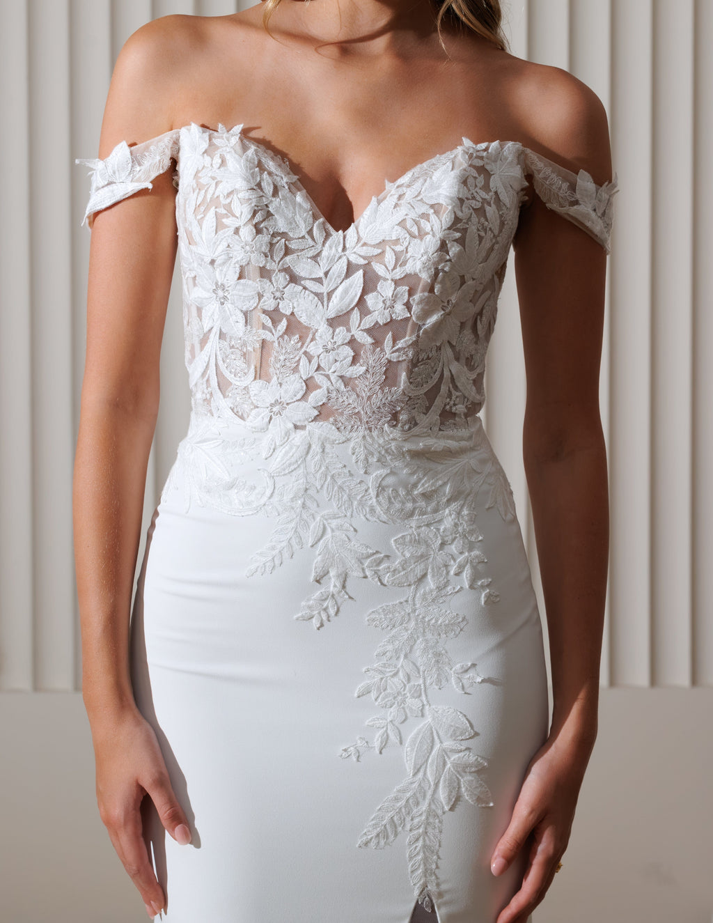 Chic Bridals Wedding Dress Hettina Hettina La Maison Bridal Boutique Ottawa Ontario