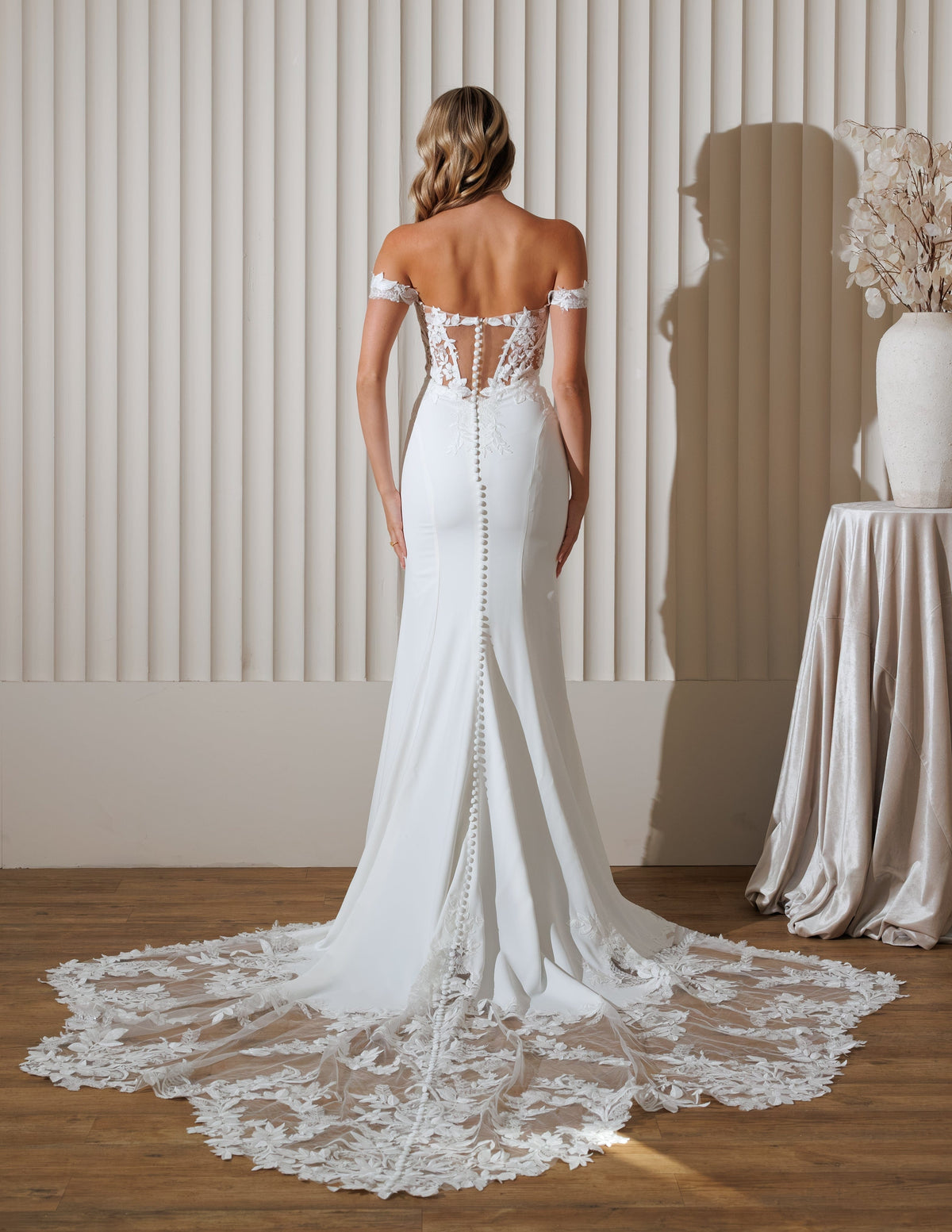 Chic Bridals Wedding Dress Hettina Hettina La Maison Bridal Boutique Ottawa Ontario
