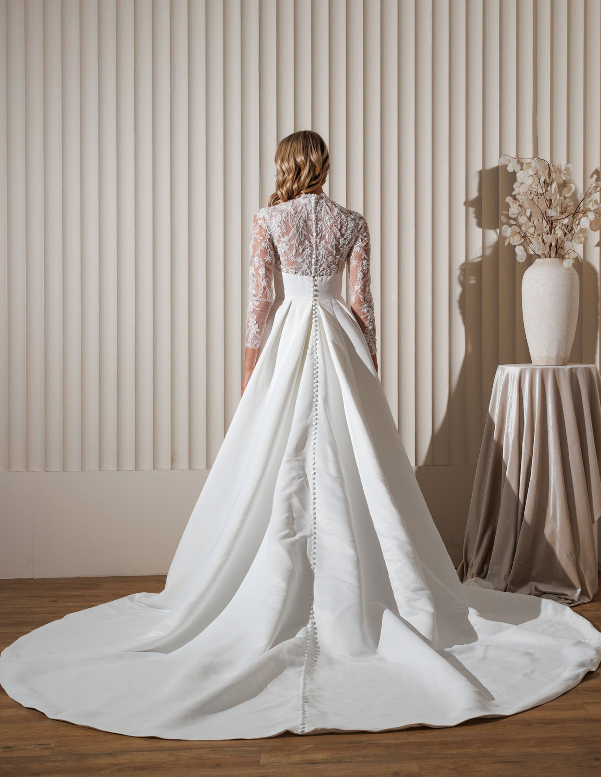 Chic Bridals Wedding Dress Hinda Hinda La Maison Bridal Boutique Ottawa Ontario