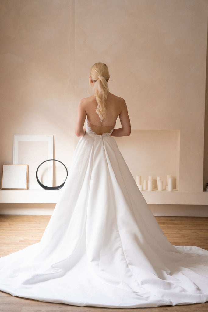 Chic Bridals Wedding Dress Rachel La Maison Bridal Boutique Ottawa Ontario