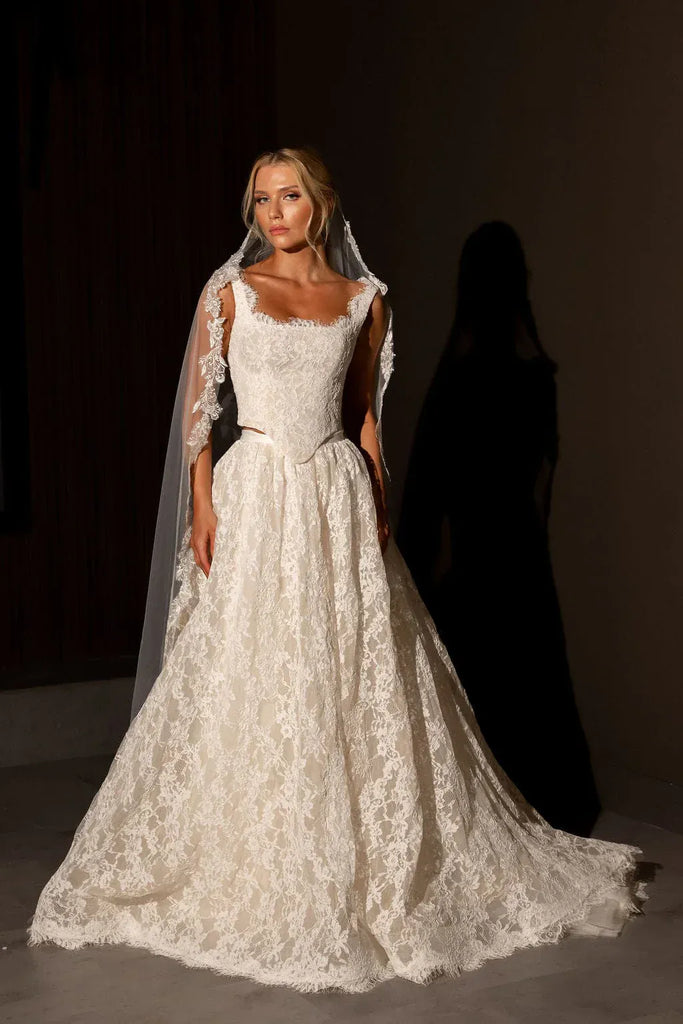 Chic Bridals Wedding Dress Rebekah Rebekah La Maison Bridal Boutique Ottawa Ontario