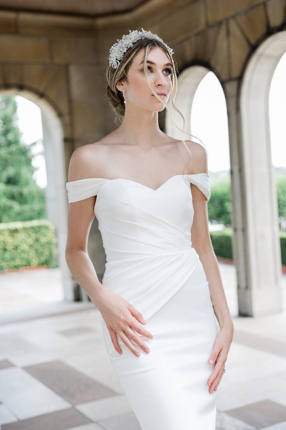 Chic Bridals Wedding Dresses Elegance La Maison Bridal Boutique Ottawa Ontario