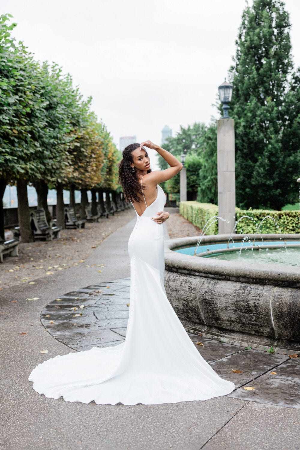 Chic Bridals Wedding Dresses Eli La Maison Bridal Boutique Ottawa Ontario