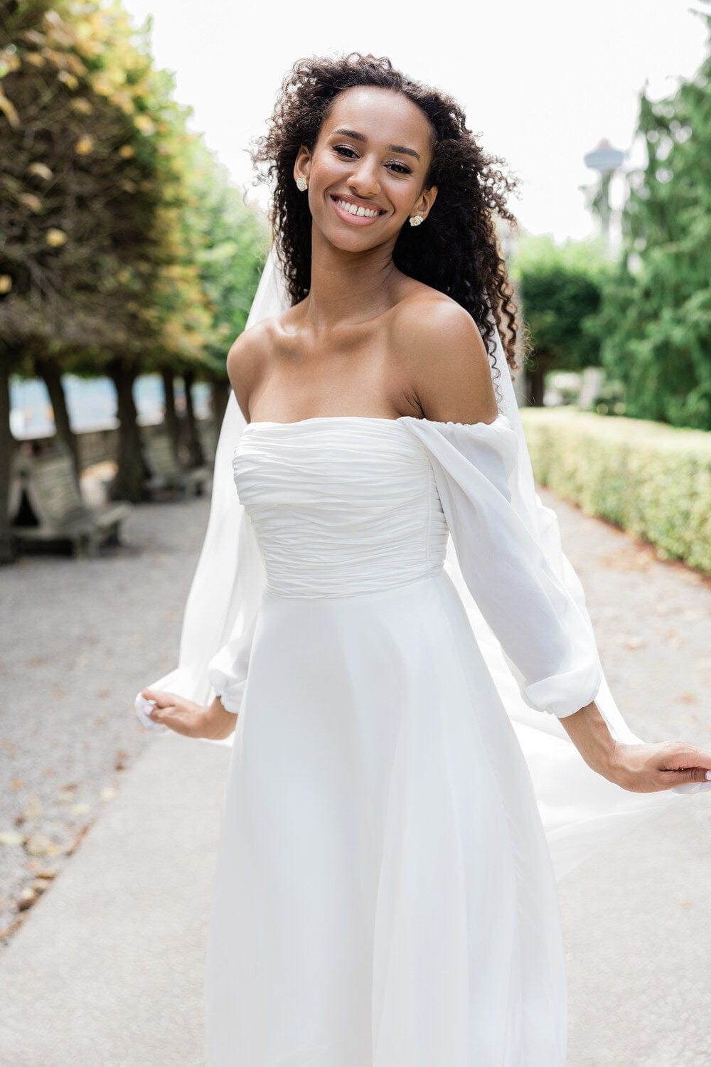 Chic Bridals Wedding Dresses Ethereal La Maison Bridal Boutique Ottawa Ontario
