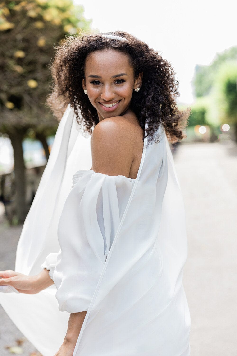 Chic Bridals Wedding Dresses Ethereal La Maison Bridal Boutique Ottawa Ontario