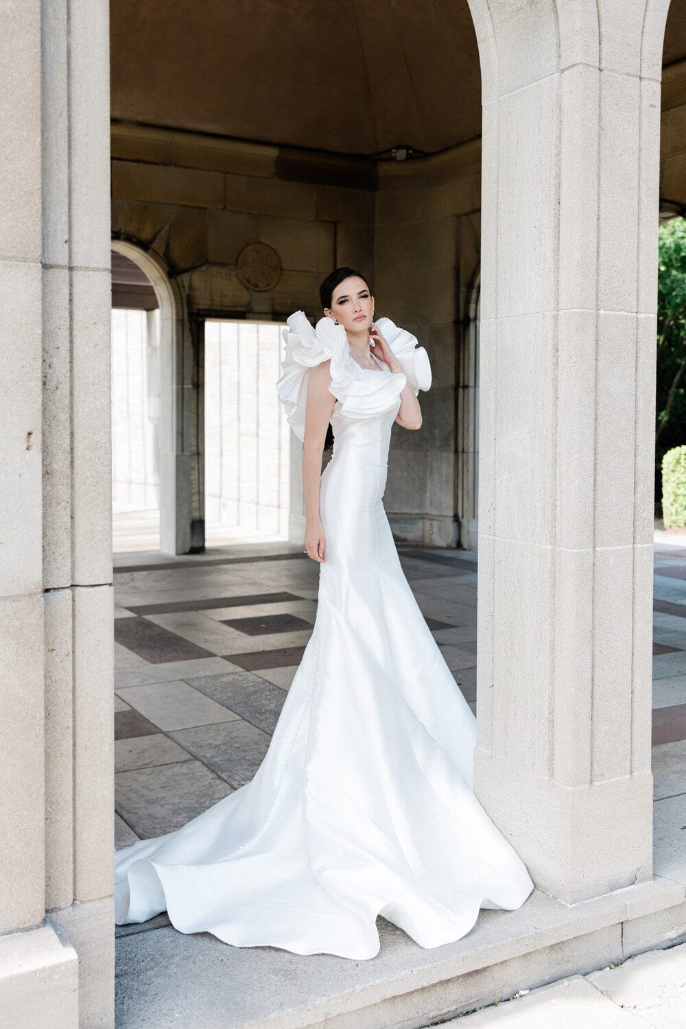 Chic Bridals Wedding Dresses Evalina La Maison Bridal Boutique Ottawa Ontario
