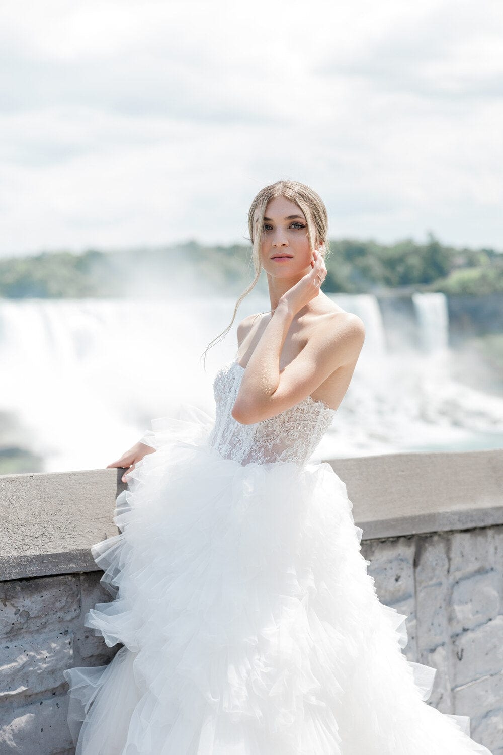 Chic Bridals Wedding Dresses Everleigh La Maison Bridal Boutique Ottawa Ontario