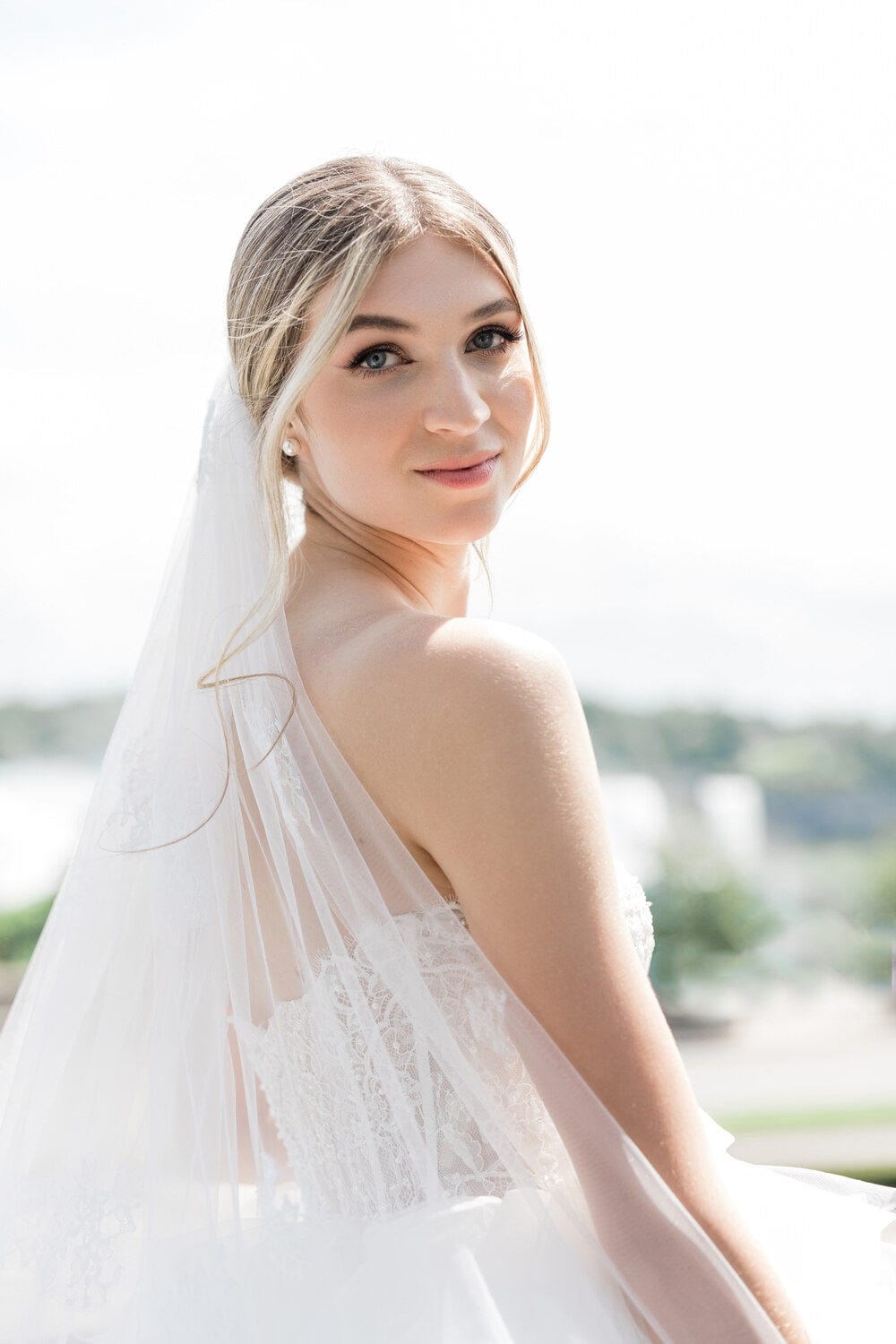Chic Bridals Wedding Dresses Everleigh La Maison Bridal Boutique Ottawa Ontario