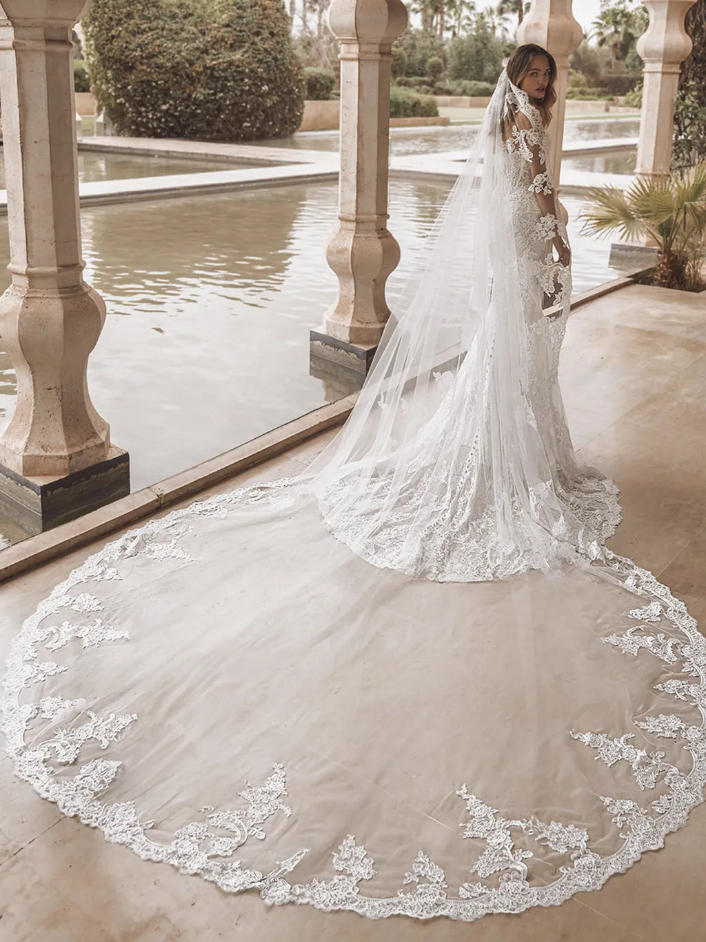 Enzoani Wedding Dresses Vail Vail La Maison Bridal Boutique Ottawa Ontario