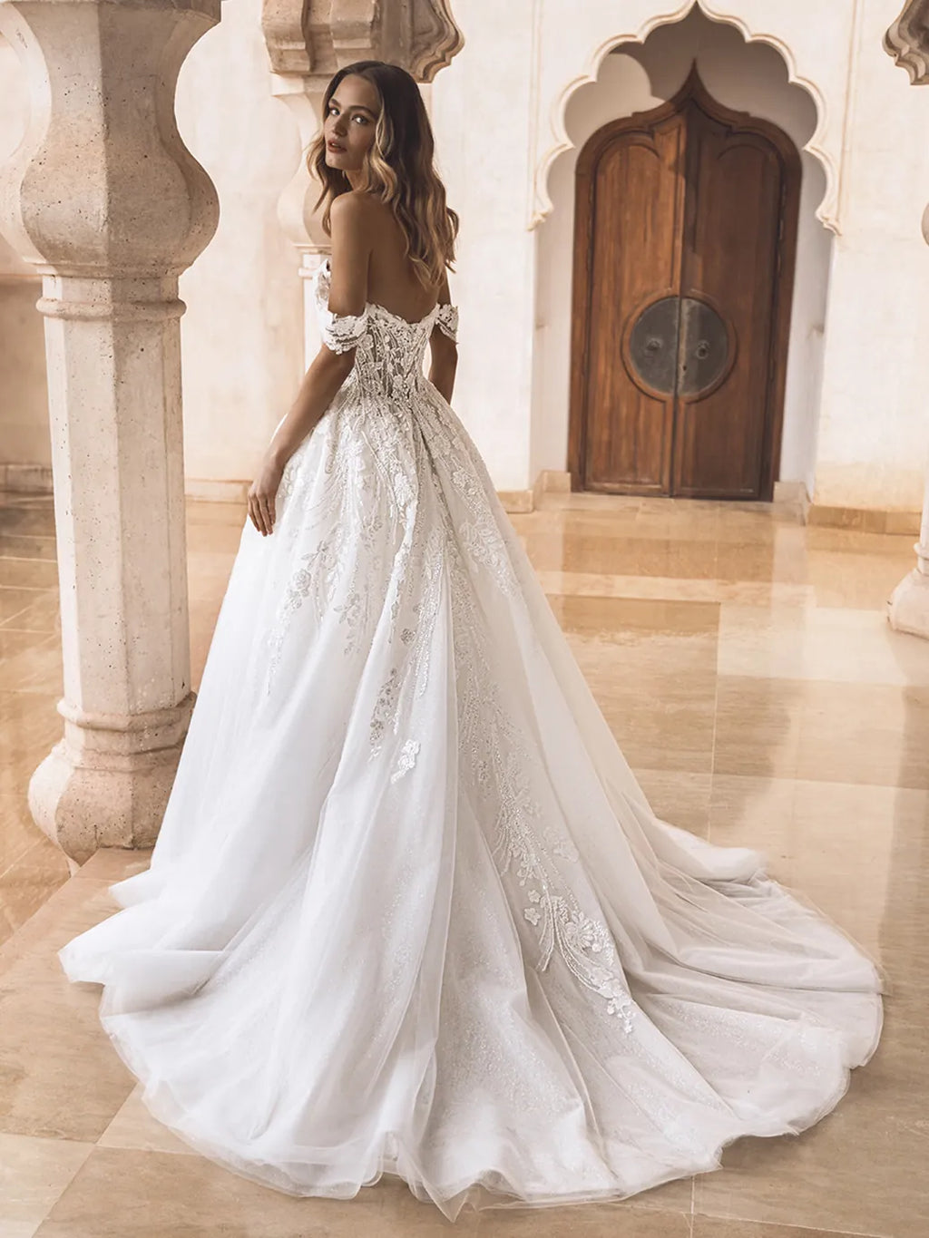 Enzoani Wedding Dresses Visha Visha La Maison Bridal Boutique Ottawa Ontario