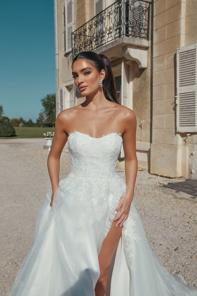 Madi Lane Wedding Dress 44451 La Maison Bridal Boutique Ottawa Ontario