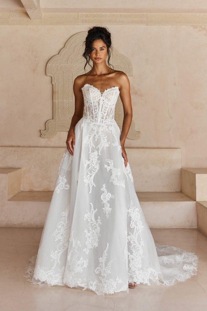 Madi Lane Wedding Dress Luisa Luisa La Maison Bridal Boutique Ottawa Ontario
