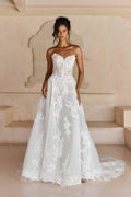 Madi Lane Wedding Dress Luisa Luisa La Maison Bridal Boutique Ottawa Ontario