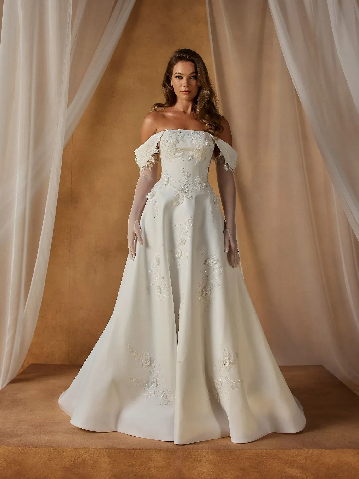 Madi Lane Wedding Dress Nesta Nesta La Maison Bridal Boutique Ottawa Ontario