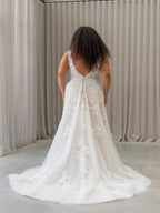 Madi Lane Wedding Dress Tala La Maison Bridal Boutique Ottawa Ontario