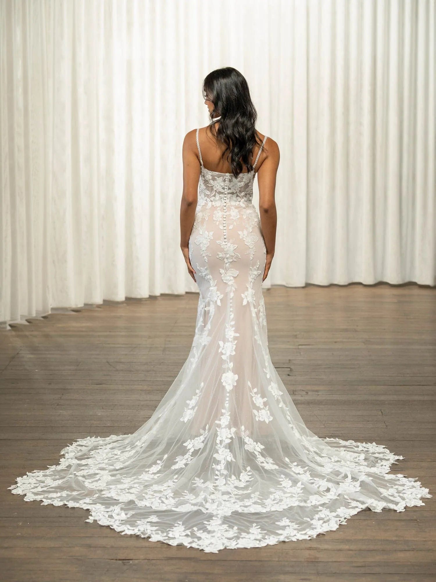 Madi Lane Wedding Dress Tenley La Maison Bridal Boutique Ottawa Ontario