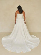 Madi Lane Wedding Dress Wendall Wendall La Maison Bridal Boutique Ottawa Ontario