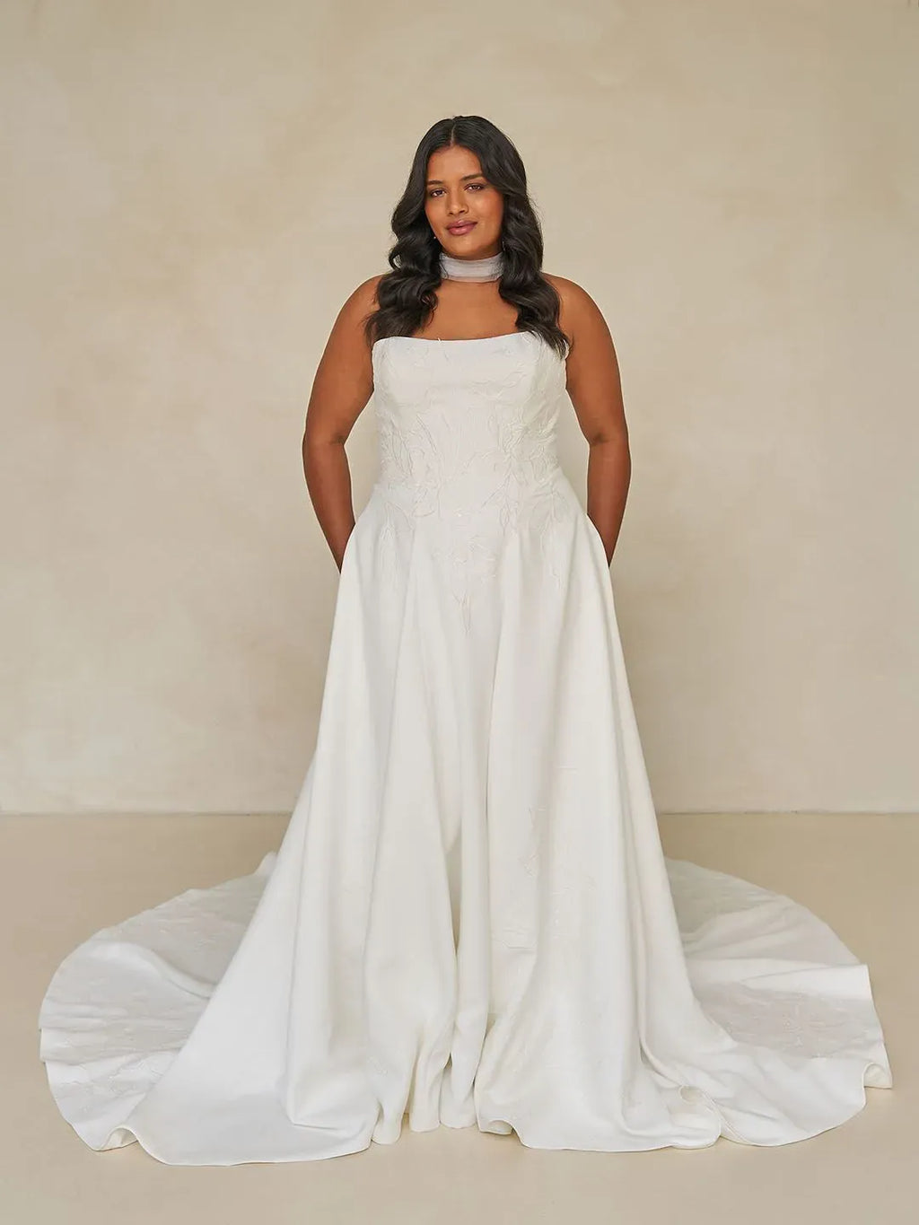 Madi Lane Wedding Dress Wendall Wendall La Maison Bridal Boutique Ottawa Ontario