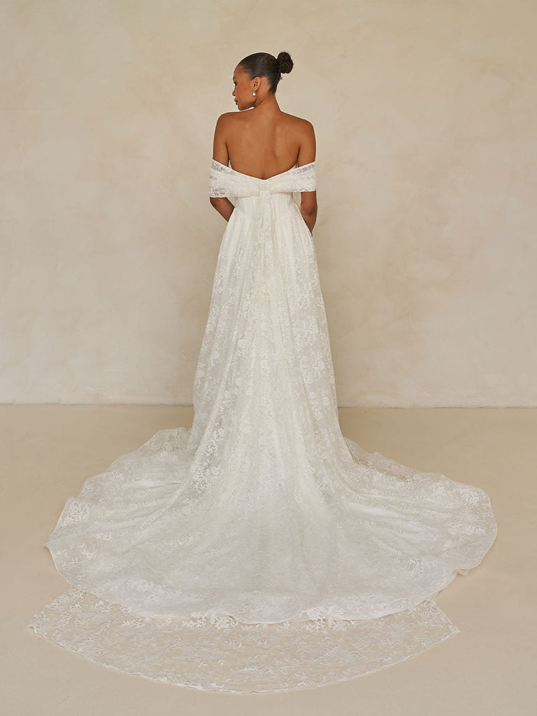 Madi Lane Wedding Dress Westyn Westyn La Maison Bridal Boutique Ottawa Ontario