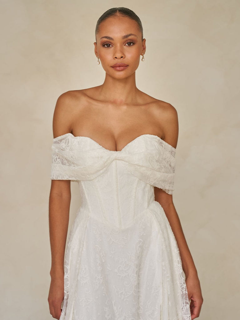 Madi Lane Wedding Dress Westyn Westyn La Maison Bridal Boutique Ottawa Ontario