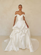 Madi Lane Wedding Dress Woods Woods La Maison Bridal Boutique Ottawa Ontario