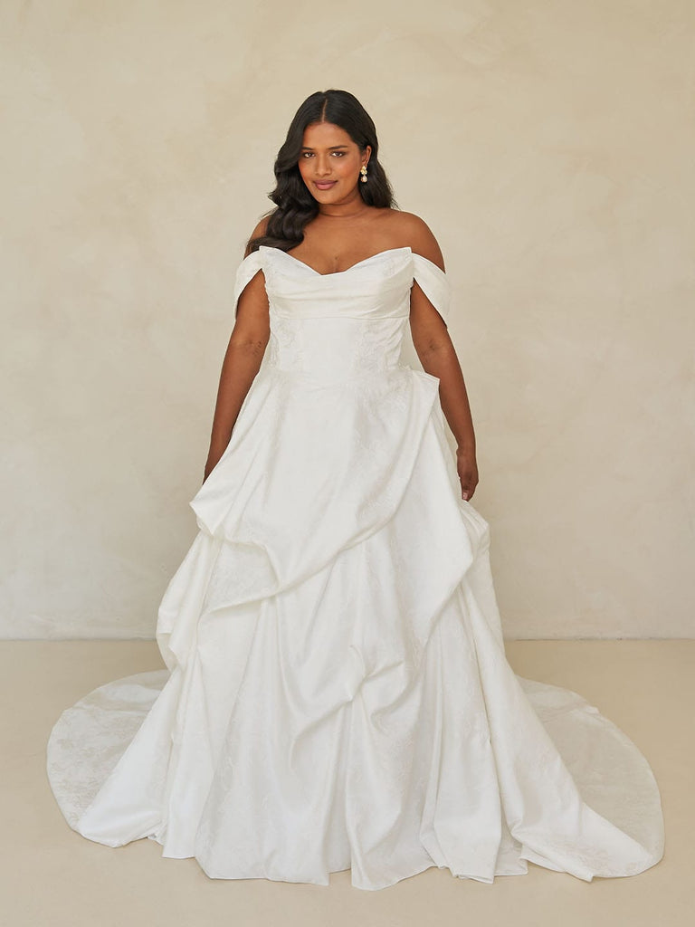 Madi Lane Wedding Dress Woods Woods La Maison Bridal Boutique Ottawa Ontario