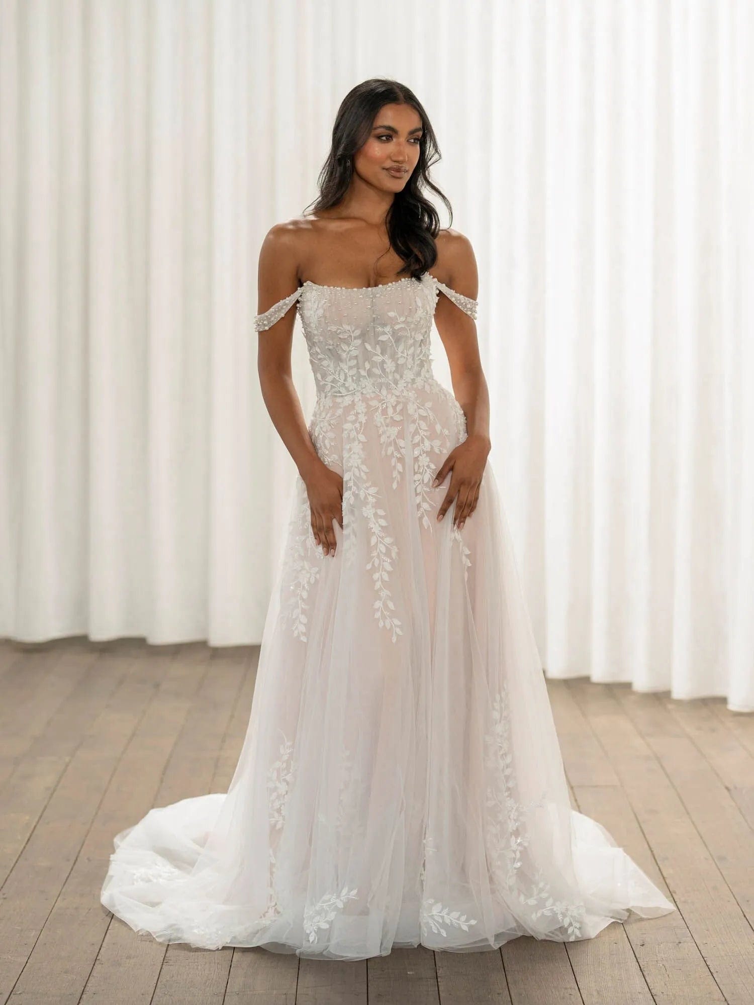 Madi Lane Wedding Dresses Thorne La Maison Bridal Boutique Ottawa Ontario