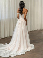 Madi Lane Wedding Dresses Thorne La Maison Bridal Boutique Ottawa Ontario