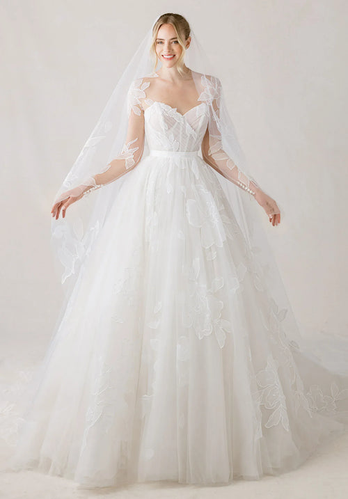 Morilee Bridal Veils 1055013 1055013 La Maison Bridal Boutique Ottawa Ontario