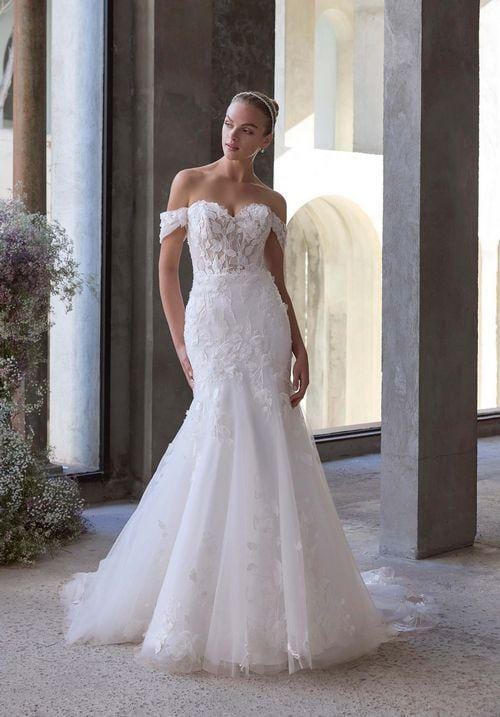 Morilee Trunk Show Wedding Dress MO2938 - Trunk Show MO2938 - Trunk Show La Maison Bridal Boutique Ottawa Ontario