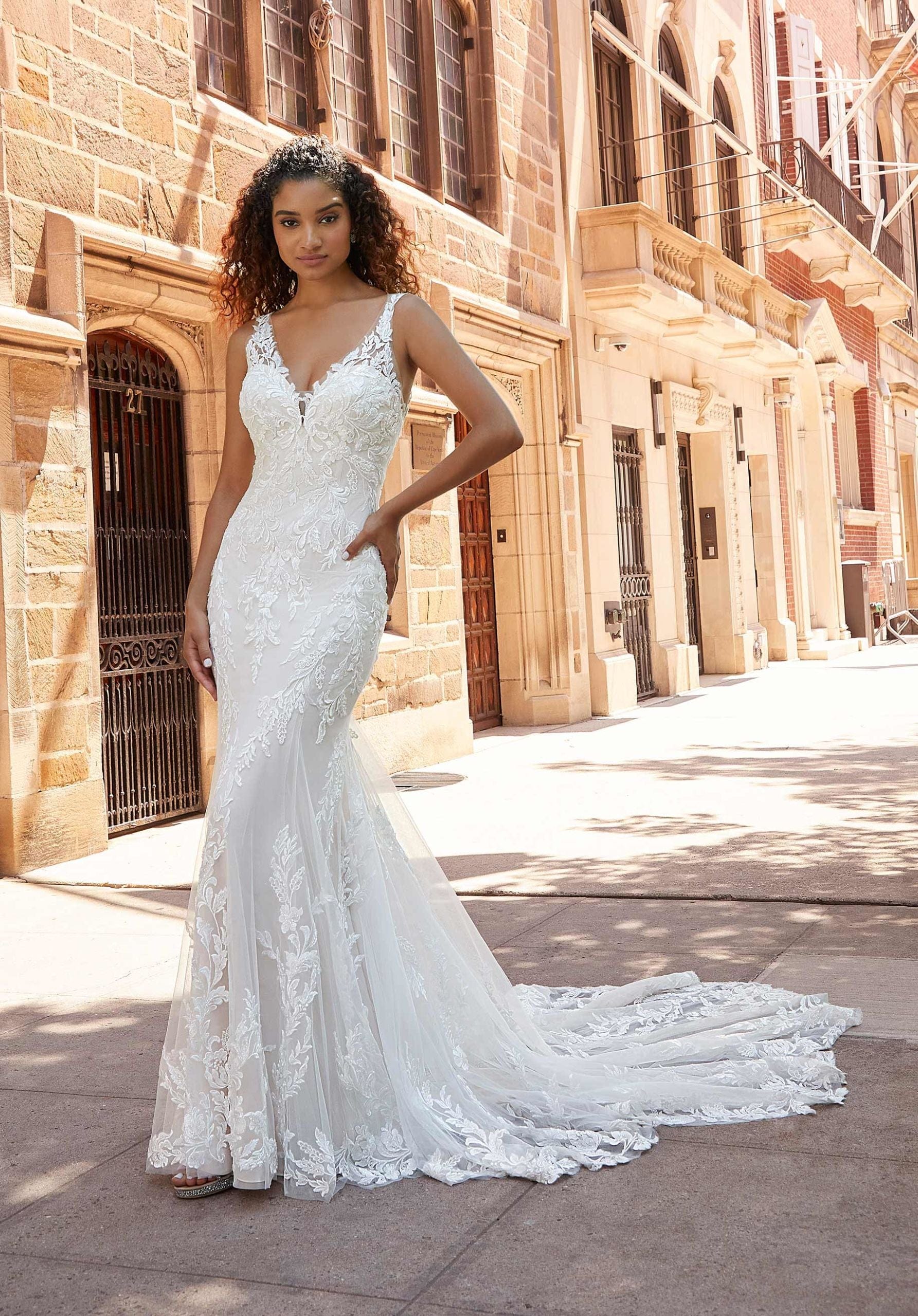 MO2521 La Maison Bridal Boutique MO2521 La Maison Bridal Boutique