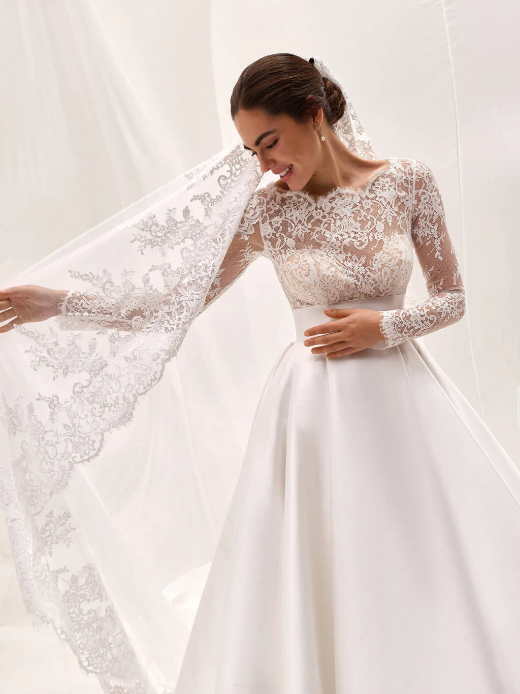 Pronovias Wedding Dress Celmina Celmina La Maison Bridal Boutique Ottawa Ontario