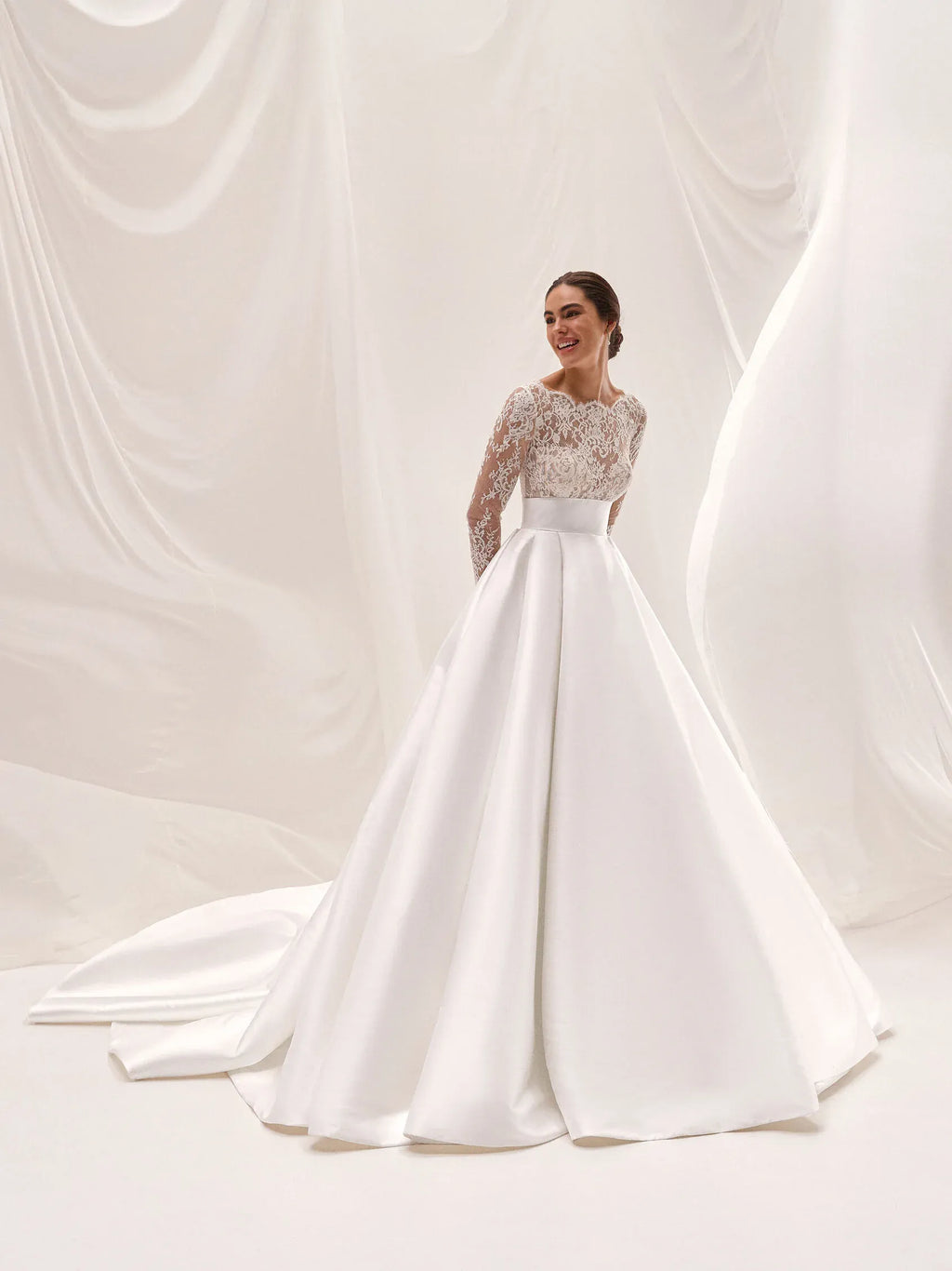 Pronovias Wedding Dress Celmina Celmina La Maison Bridal Boutique Ottawa Ontario